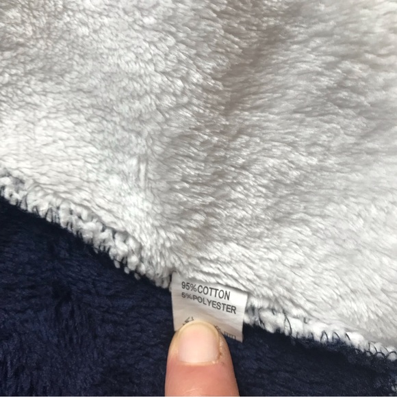 Penguin Toddler Bathrobe - Picture 8 of 13